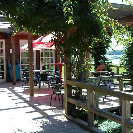 Semesterbostad In Hohenlychen Mit Grill, Loggia 1 *